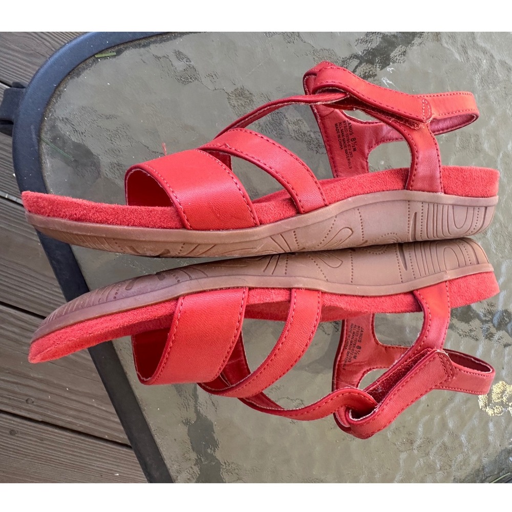 Baretraps‎ Janus Red Strappy Wedge Sandals Women's 8.5 M Faux Sude - Picture 9 of 11
